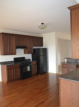 3rd image of 18725 Mill Creek Dr