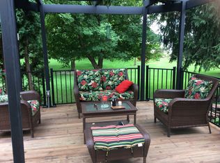 452 Linden Ct, Commerce Township, MI 48390