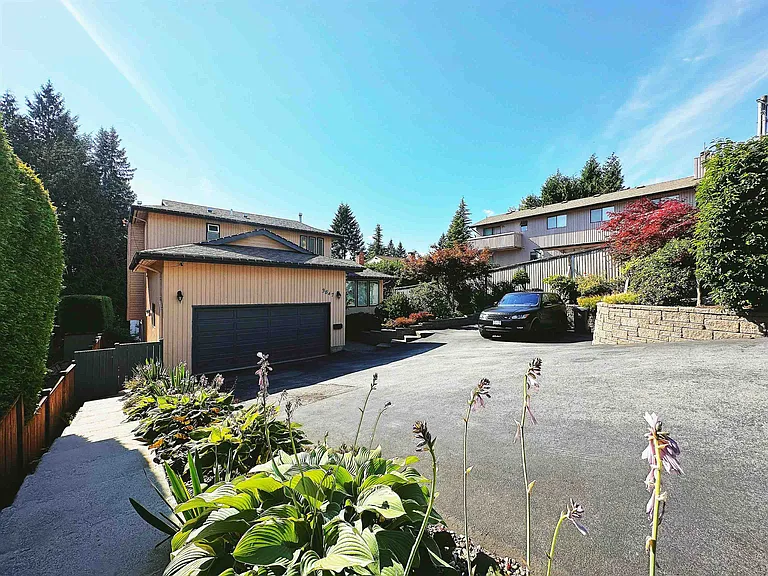 3847 Prospect Rd #UPPER LEVEL — Photo 3