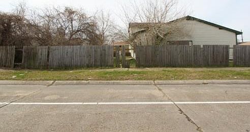 2nd image of Deerrun Ln