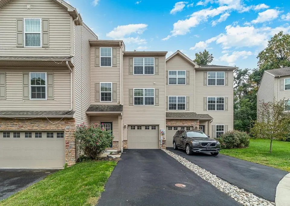 39 Crooked Dr
