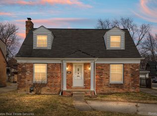 454 Alter Rd, Detroit, MI 48215