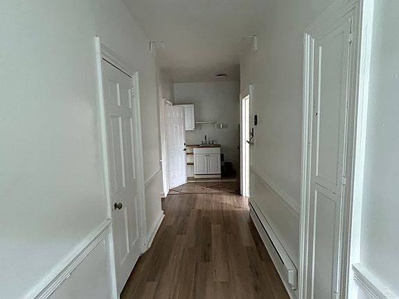 4th image of 4908 Germantown Ave #6