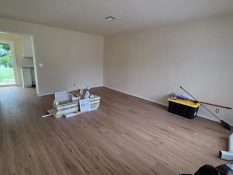 4314 Willowpoint Dr — Photo 2