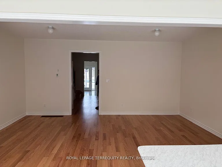 1141 Cameo St — Photo 6