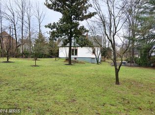 2735 Hidden Rd, Vienna, VA 22181