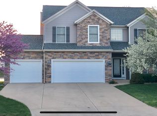 48 Prenzler Dr, Bloomington, IL