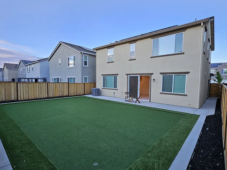 Knights Valley Ln — Photo 9