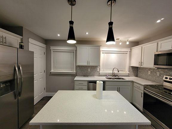 3rd image of 175 Duquette Ln