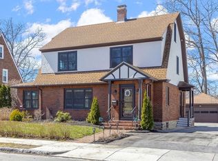 75 Longfellow Rd, Worcester, MA 01602