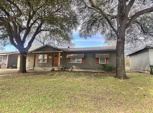 609 E Ellen Ave, Hurst, TX 76053