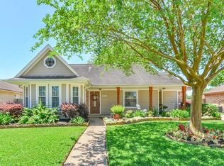 613 Yorkshire Ct, Deer Park, TX 77536