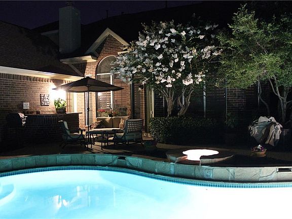 3rd image of 2900 Ramblewood Way