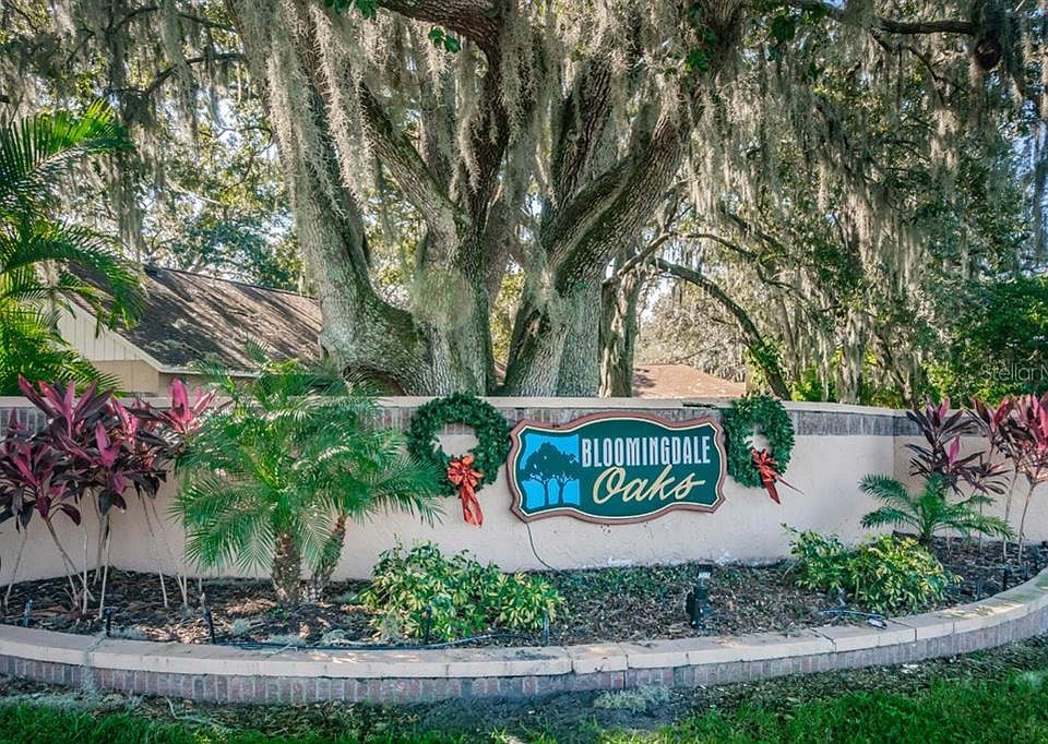 1st image of 3405 Bloomingdale Oaks Dr