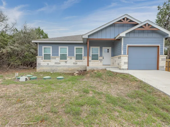 1407 TANGLEWOOD TRL, Spring Branch, TX 78070