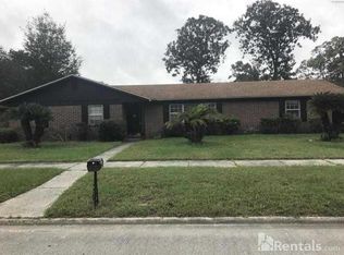 6126 Round Lake Rd N, Jacksonville, FL 32277