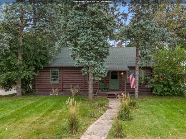 626 18th St W, Clear Lake, IA 50428