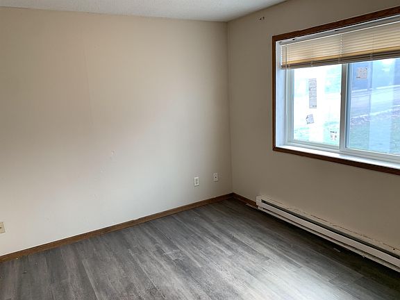 5th image of 2101 Bryant Ave N