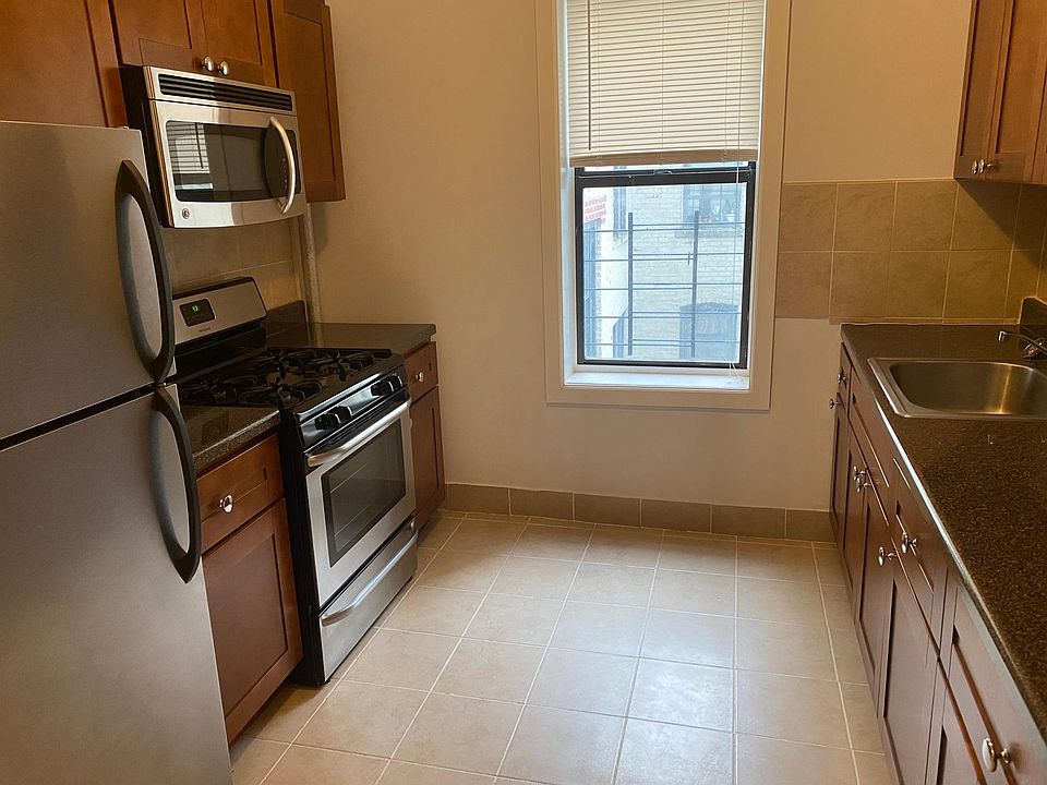 2nd image of 1266 Olmstead Ave #5L