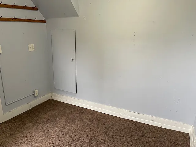 620 E Crawford St — Photo 11