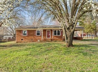 176 Terrace Ln, Lexington, NC 27292