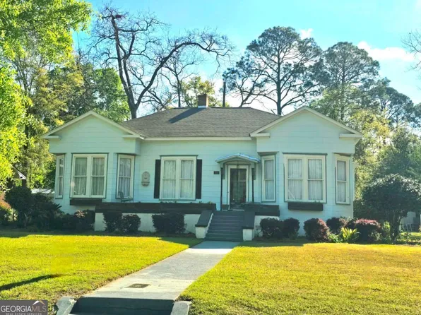 810 S Lee St #3-4-14, Fitzgerald, GA 31750