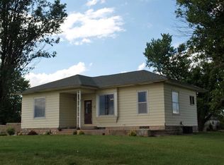 7269 E Tama Rd, La Porte City, IA 50651