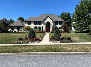 104 Homestead Ct, Moorestown, NJ 08057