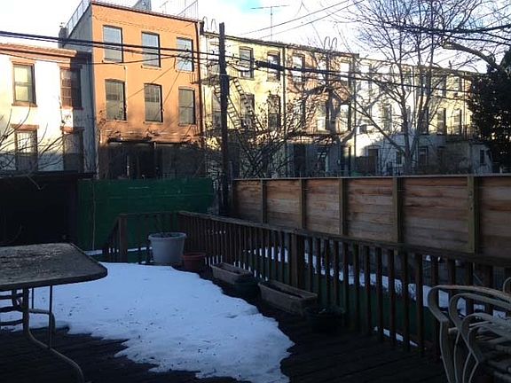 4th image of 435 Greene Ave #1