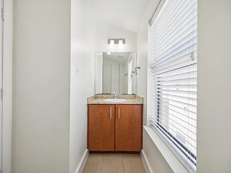 1316 Welch St — Photo 19