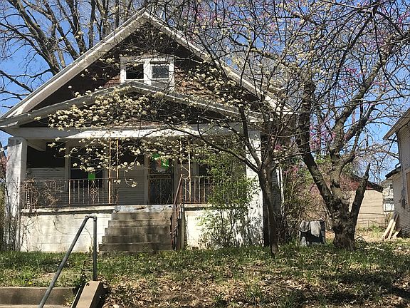 2nd image of 1226 Georgia Ave