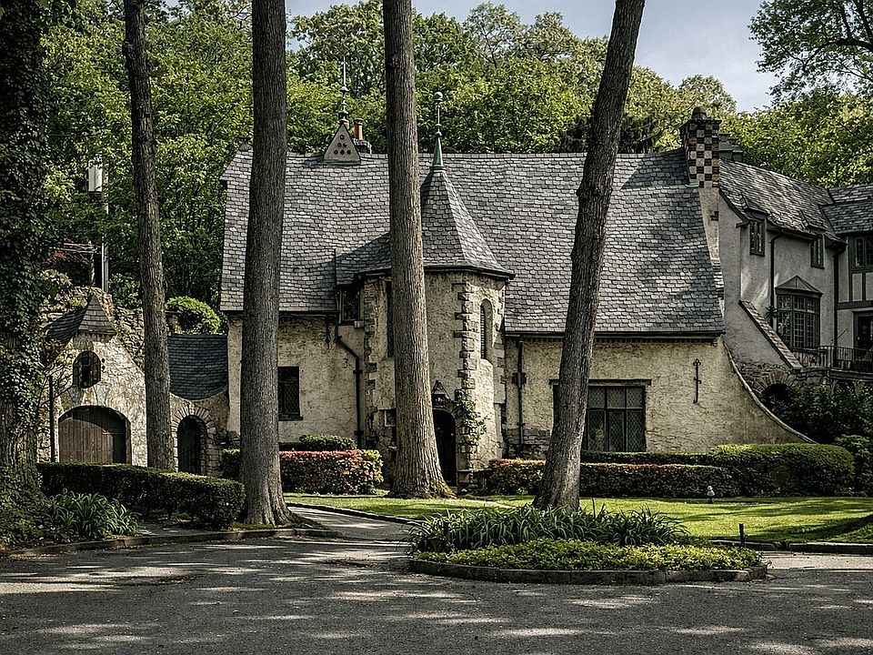 1st image of 4538 Greystone Ave #1