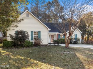 105 Yellowwood Dr, Jacksonville, NC 28546