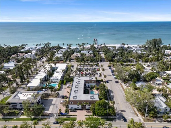 1222 Gordon DR #2, NAPLES, FL 34102