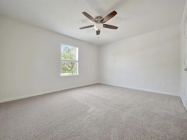 305 Crooked Pine Ct — Photo 31