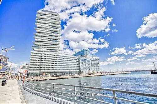 15 Queens Quay E #1307 Photo 1