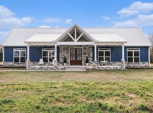 1801 Twin Caves Dr, Lewisburg, TN 37091