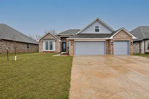 3105 Pescara Dr Photo 1