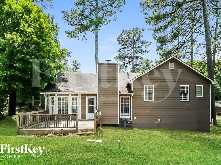 1948 Winding Creek Ln SW — Photo 15