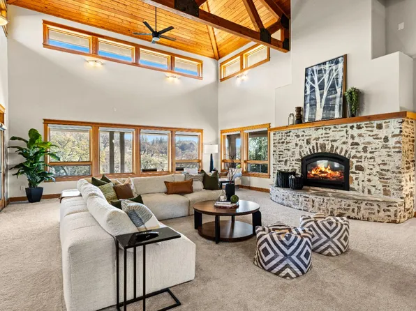 12963 Austin Forest Cir, Auburn, CA 95602