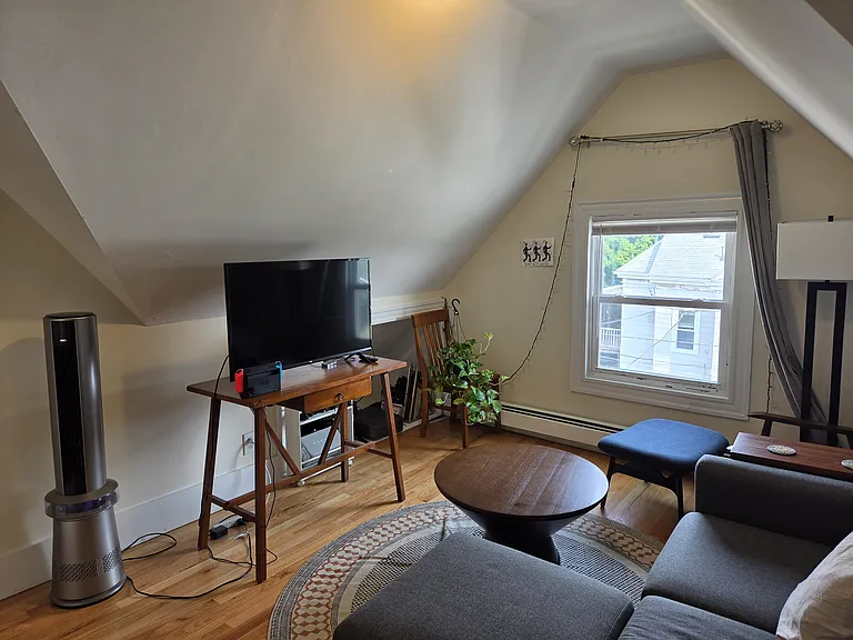 27 Medford St #3 — Photo 4