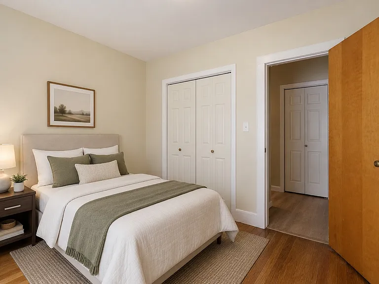 189 Hawthorne Ave #1 — Photo 8