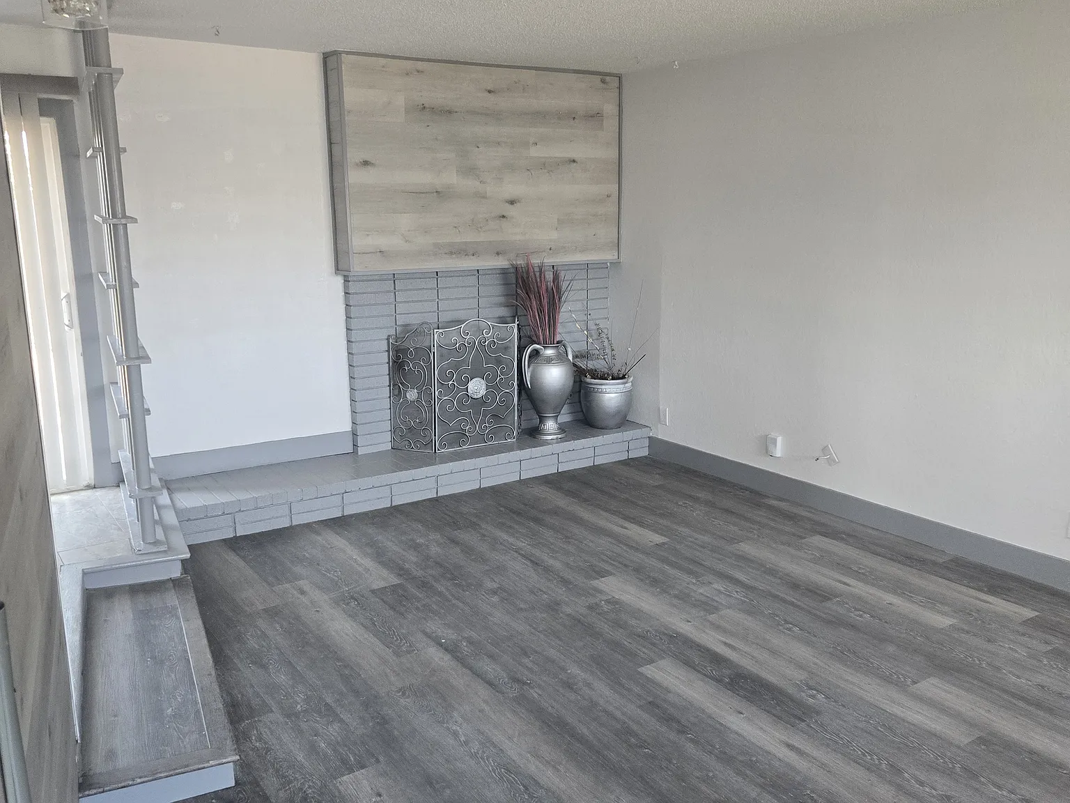 3 bed, 1150 sqft, $3,200 — Photo 3