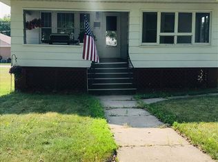 415 Saginaw St, Norway, MI 49870