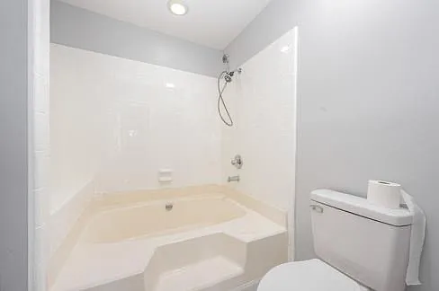 5828 Harris Grove Ln — Photo 9