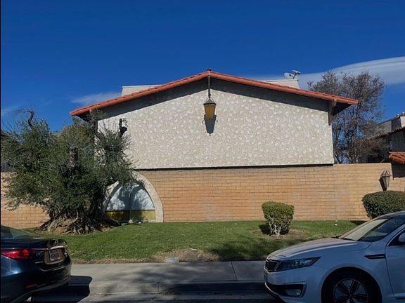 2nd image of 1471 Everton Pl