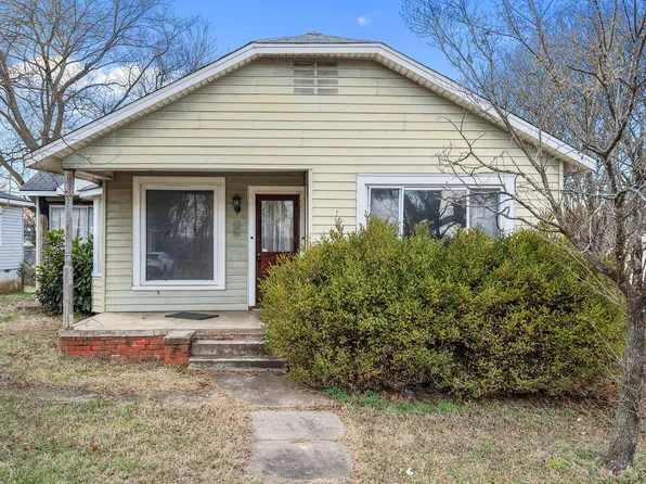 65 Washington St, Roanoke Rapids, NC 27870