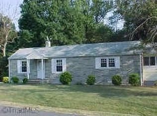 5430 Morris Hill Ave, Walkertown, NC 27051