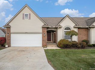1570 Princewood Blvd, Howell, MI