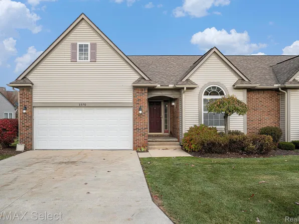 1570 Princewood Blvd, Howell, MI 48855